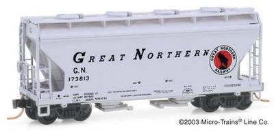 Micro-trains N 38340 Canadian National 50' Standard Boxcar Plug Door #cn 283032 for sale online