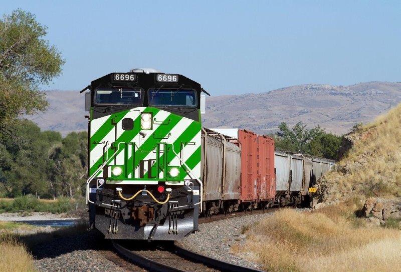 PWRS Pacific Western Rail Systems