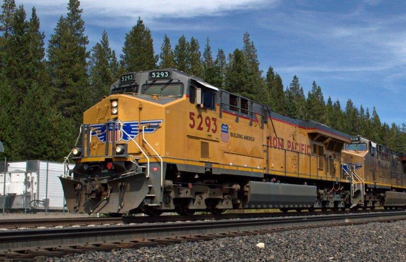 Union Pacific (UP)