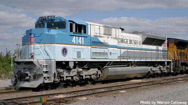 Kato - Heritage Series - N Scale - EMD SD70ACe - George Bush #41 Presidential Locomotive - Union Pacific (UP) No. 4141 George Bush Presidential Library (with ESU LockSound and DCC)