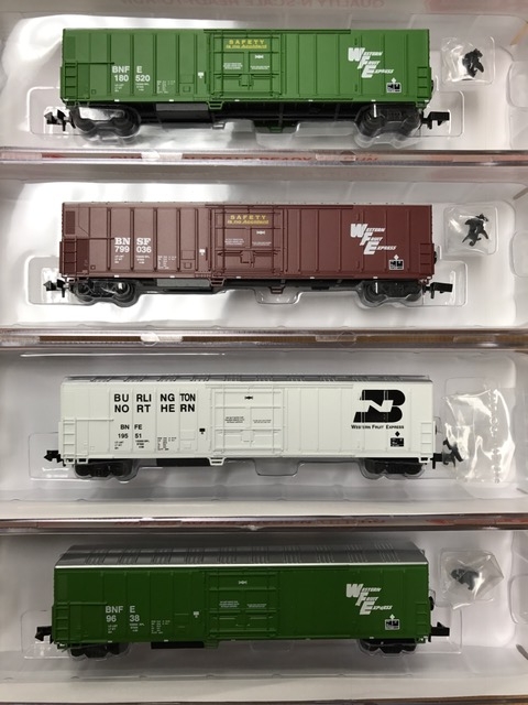 BNSF Reefers Roundhouse Reefers