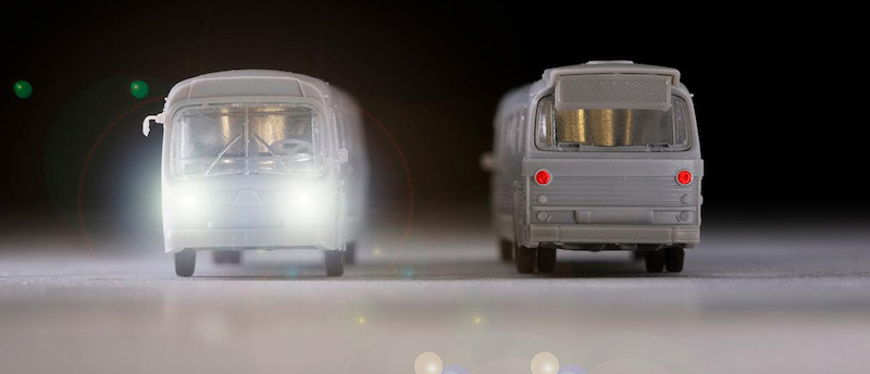 N Scale bus with lights on