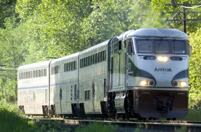 Amtrak Superliners with F59 PHI's