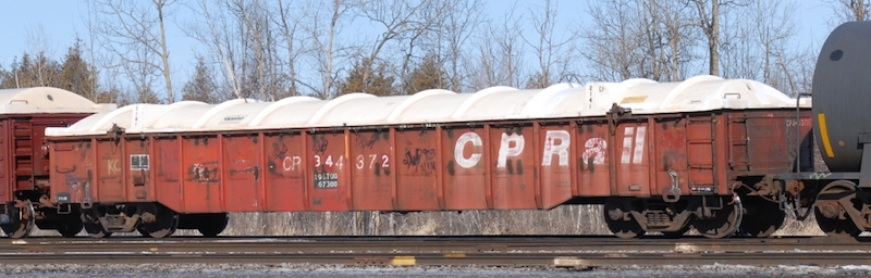 CP Rail 52ft Gond with Eco Fab Cover