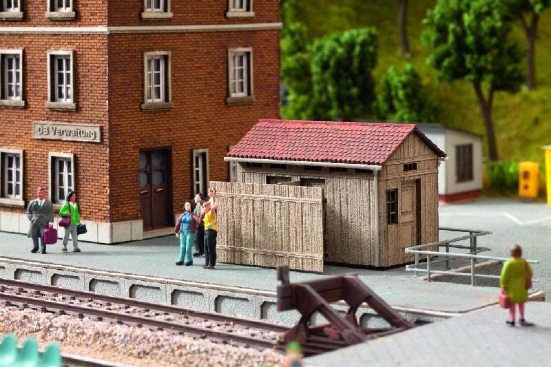 Noch Gmbh & Co - Enrich Your Layout with Noch Buildings and Scenery