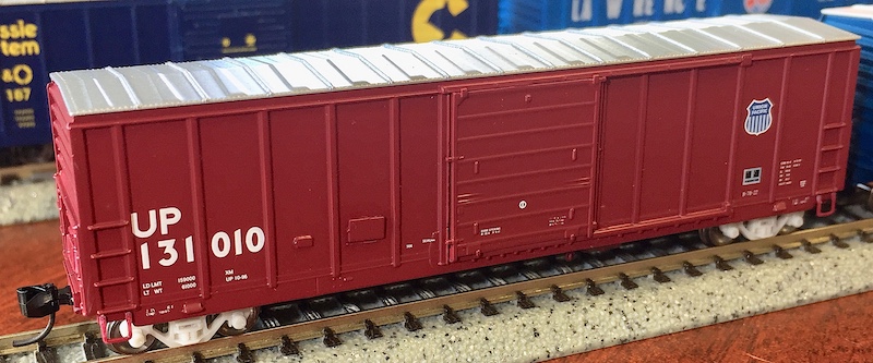 N Scale 5077 UP Boxcar