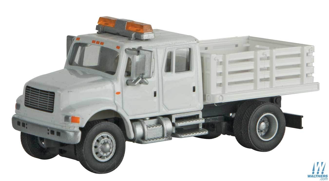 HO Scale Walthers SceneMaster 949-11734 International 4300 Utility Truck w/Drill